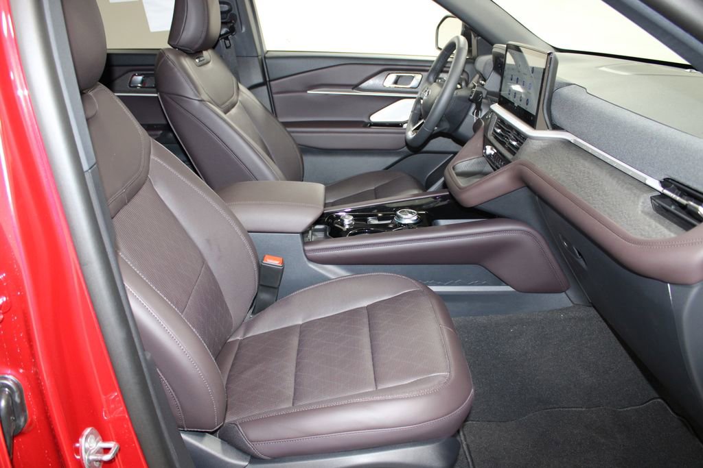 New 2026 Ford Explorer Platinum image 29