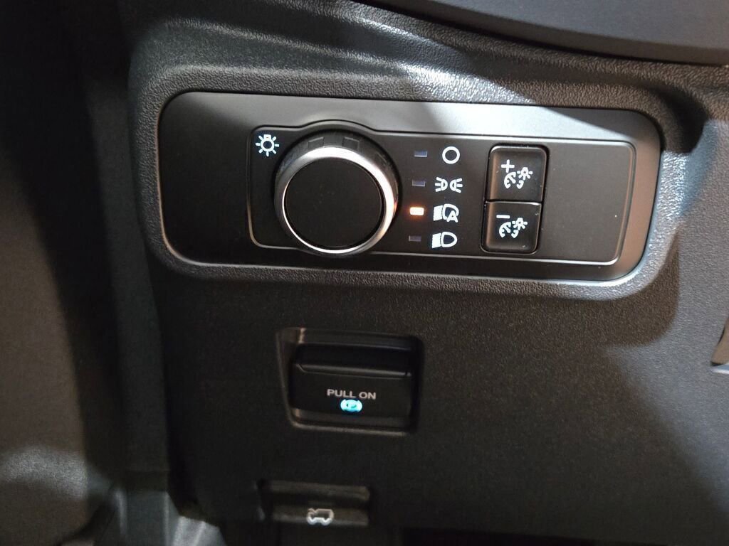 New 2025 Ford Bronco 4-Door image 24