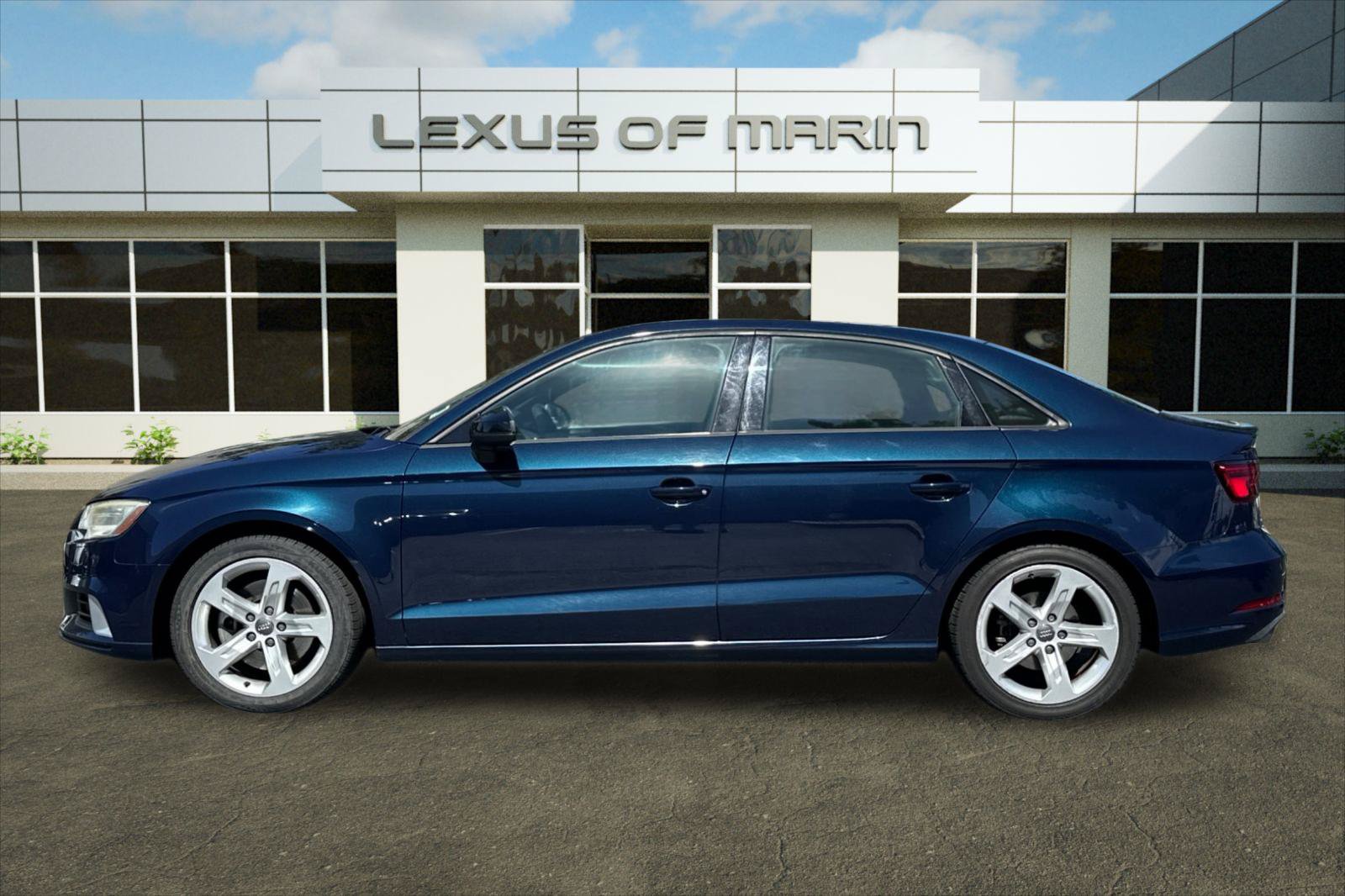 Used 2017 Audi A3 2.0T Premium FWD image 2