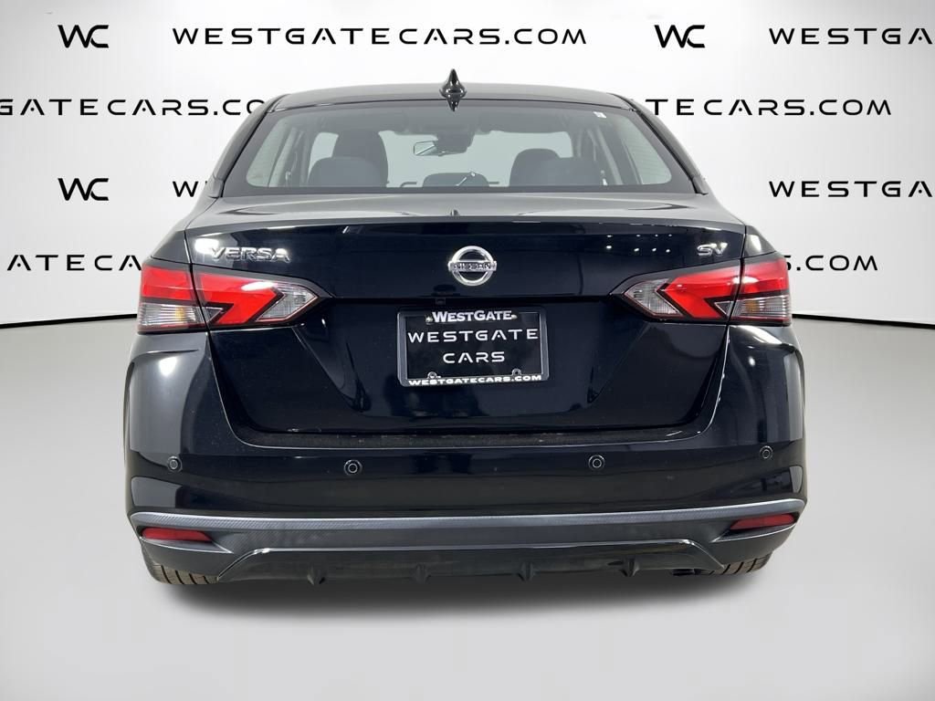 Used 2021 Nissan Versa SV image 4