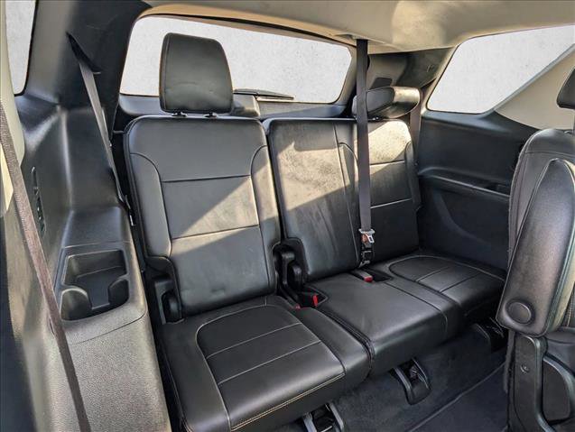 Used 2020 Chevrolet Traverse Premier image 19