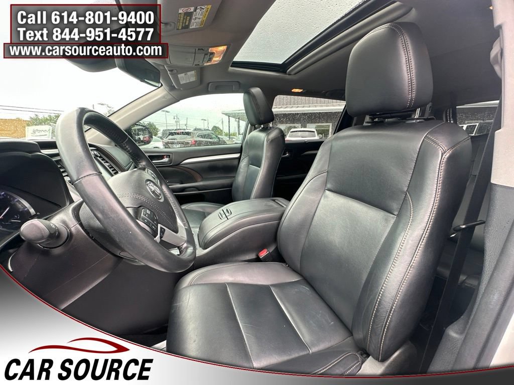 Used 2019 Toyota Highlander XLE AWD/4WD image 9