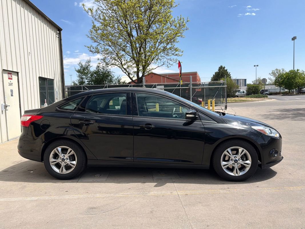 Used 2014 Ford Focus SE FWD image 4
