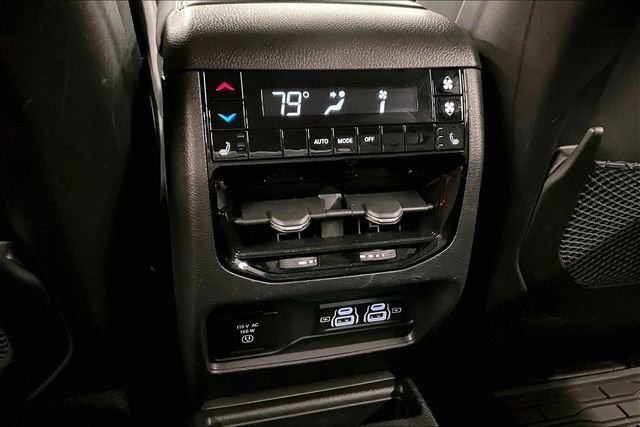 Used 2024 Jeep Grand Cherokee L Limited AWD/4WD image 31