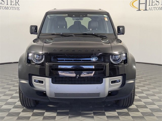 Used 2020 Land Rover Defender 110 SE image 3