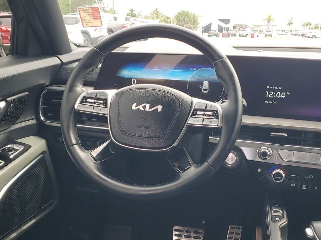 Used 2024 Kia Telluride SX X-Line image 25