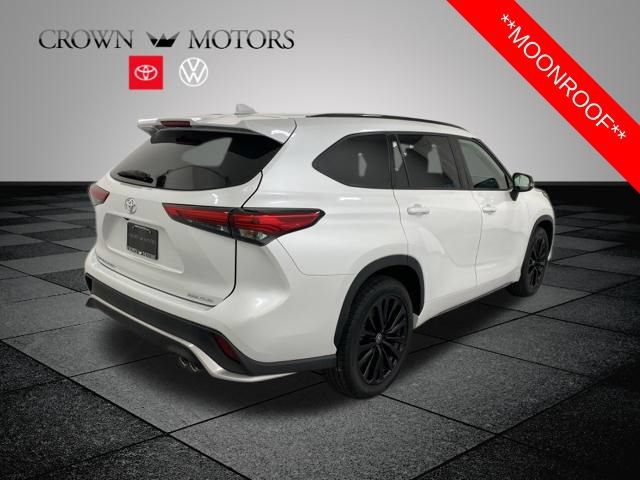 Used 2023 Toyota Highlander XSE AWD/4WD image 6