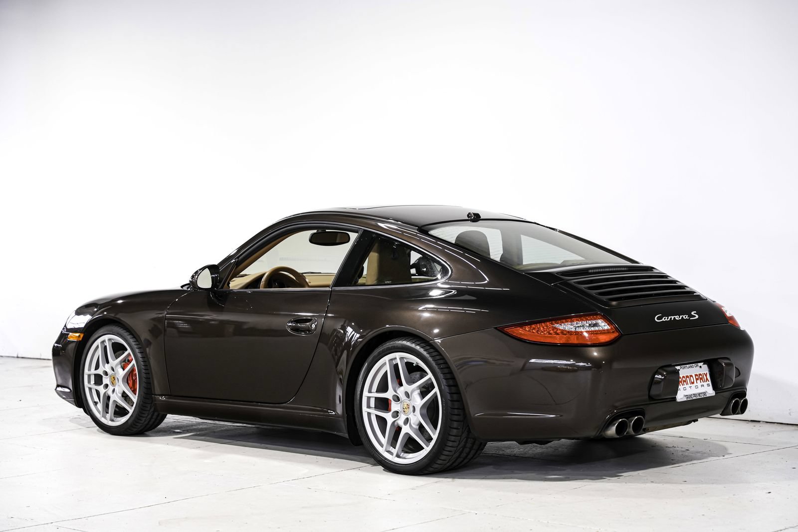 Used 2010 Porsche 911 Carrera S RWD image 8