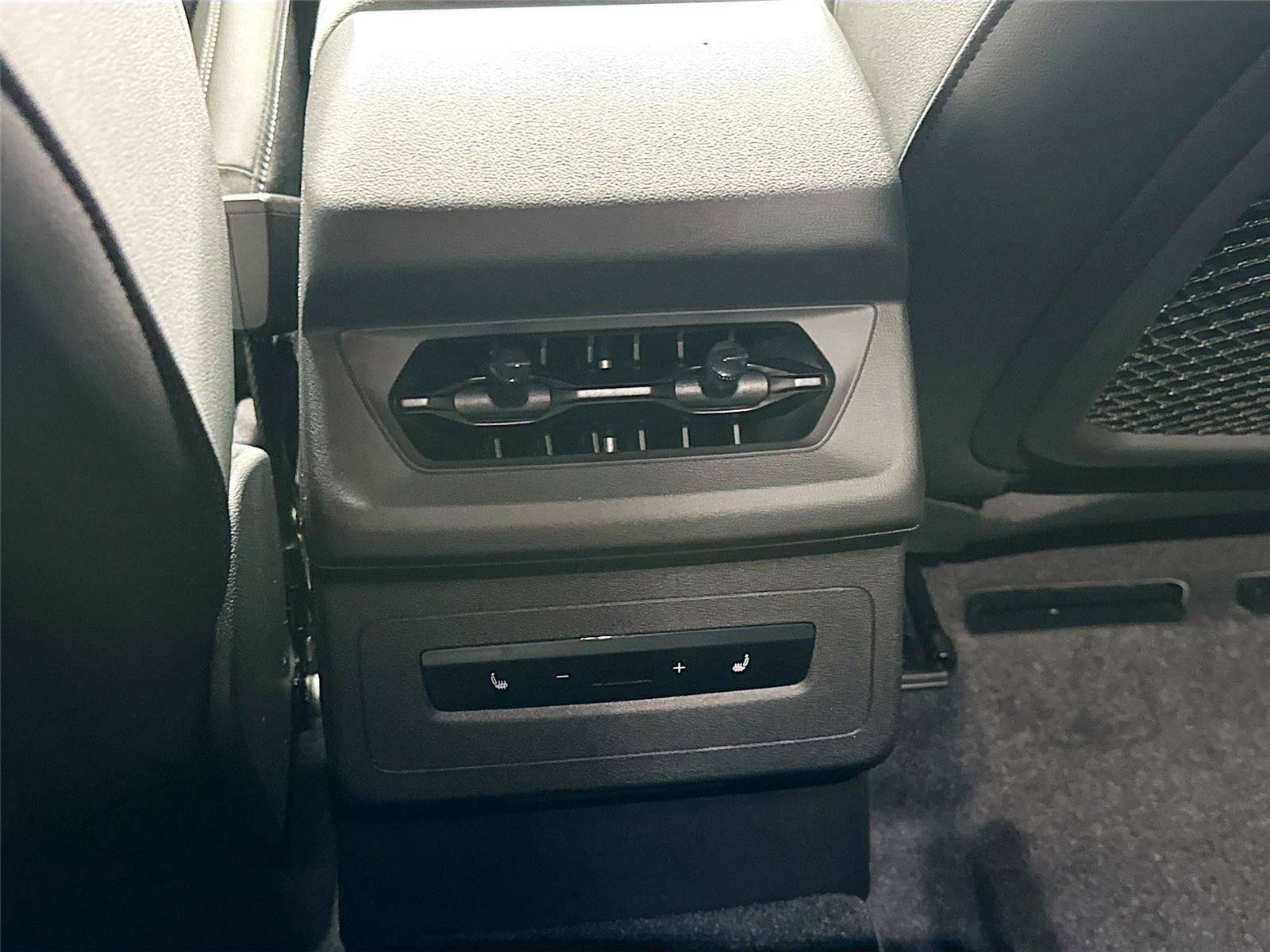 New 2027 Audi SQ6 e-tron Premium Plus image 26