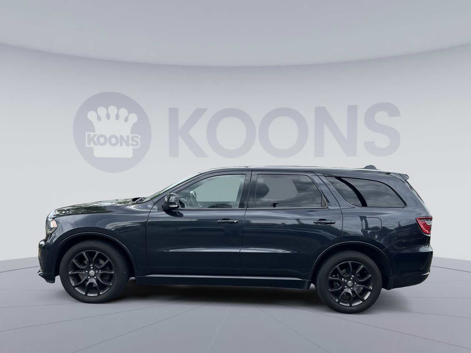 Used 2015 Dodge Durango R/T w/ Trailer Tow Group IV AWD/4WD image 2