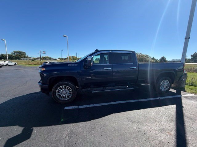Used 2021 Chevrolet Silverado 3500 High Country w/ Z71 Off-Road Package AWD/4WD image 17