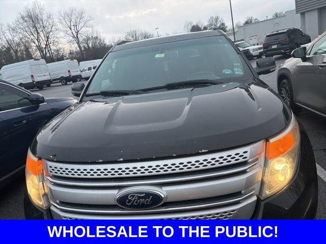 Used 2014 Ford Explorer XLT w/ Equipment Group 202A image 2