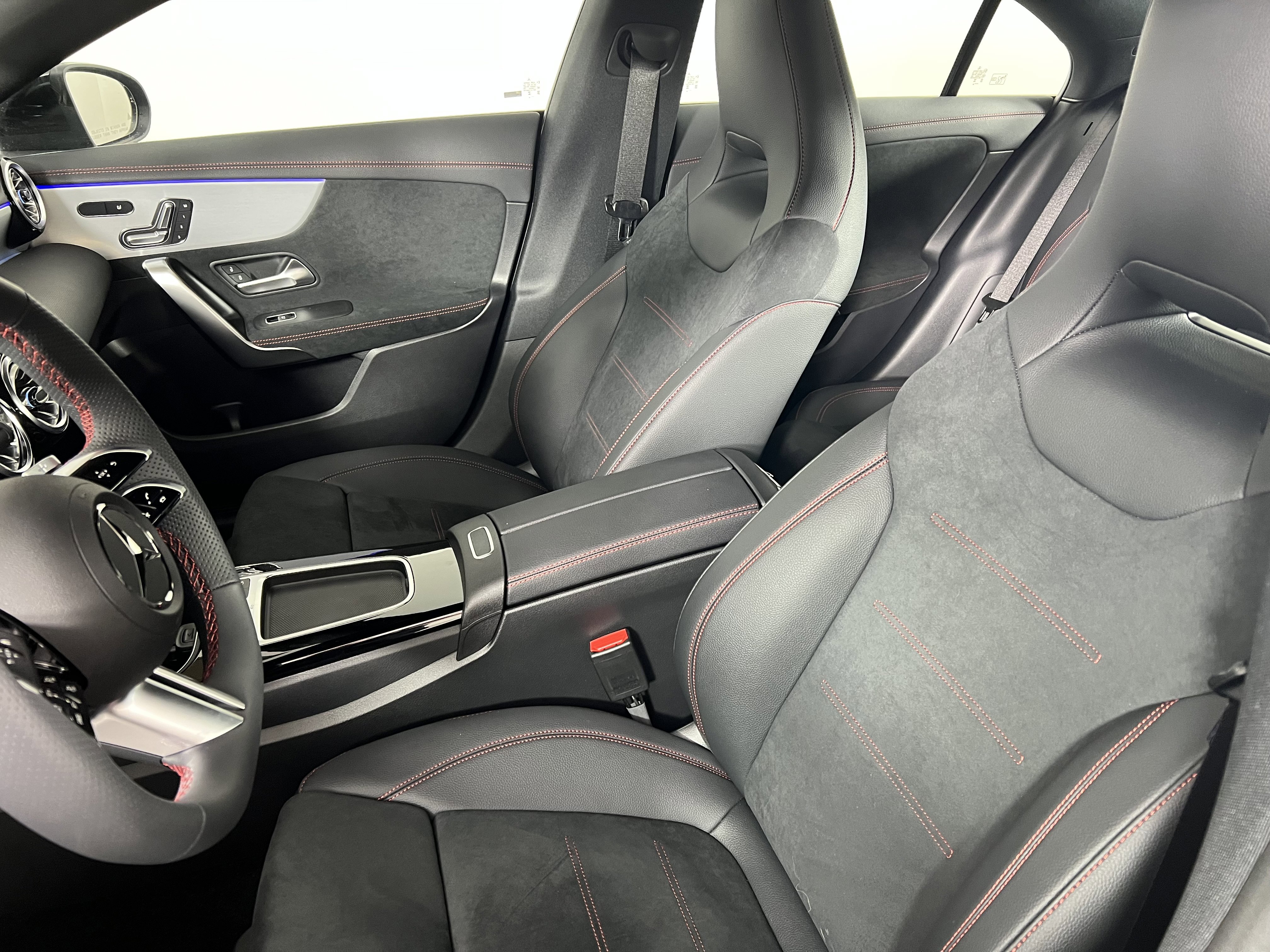 New 2026 Mercedes-Benz CLA 250 4MATIC image 4