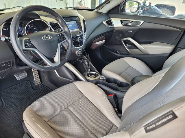 Used 2013 Hyundai Veloster w/ Style Pkg FWD image 10