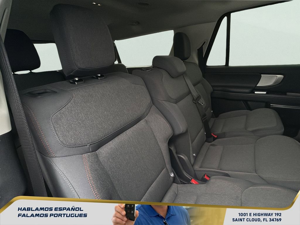 Used 2025 Ford Expedition Max Active image 36