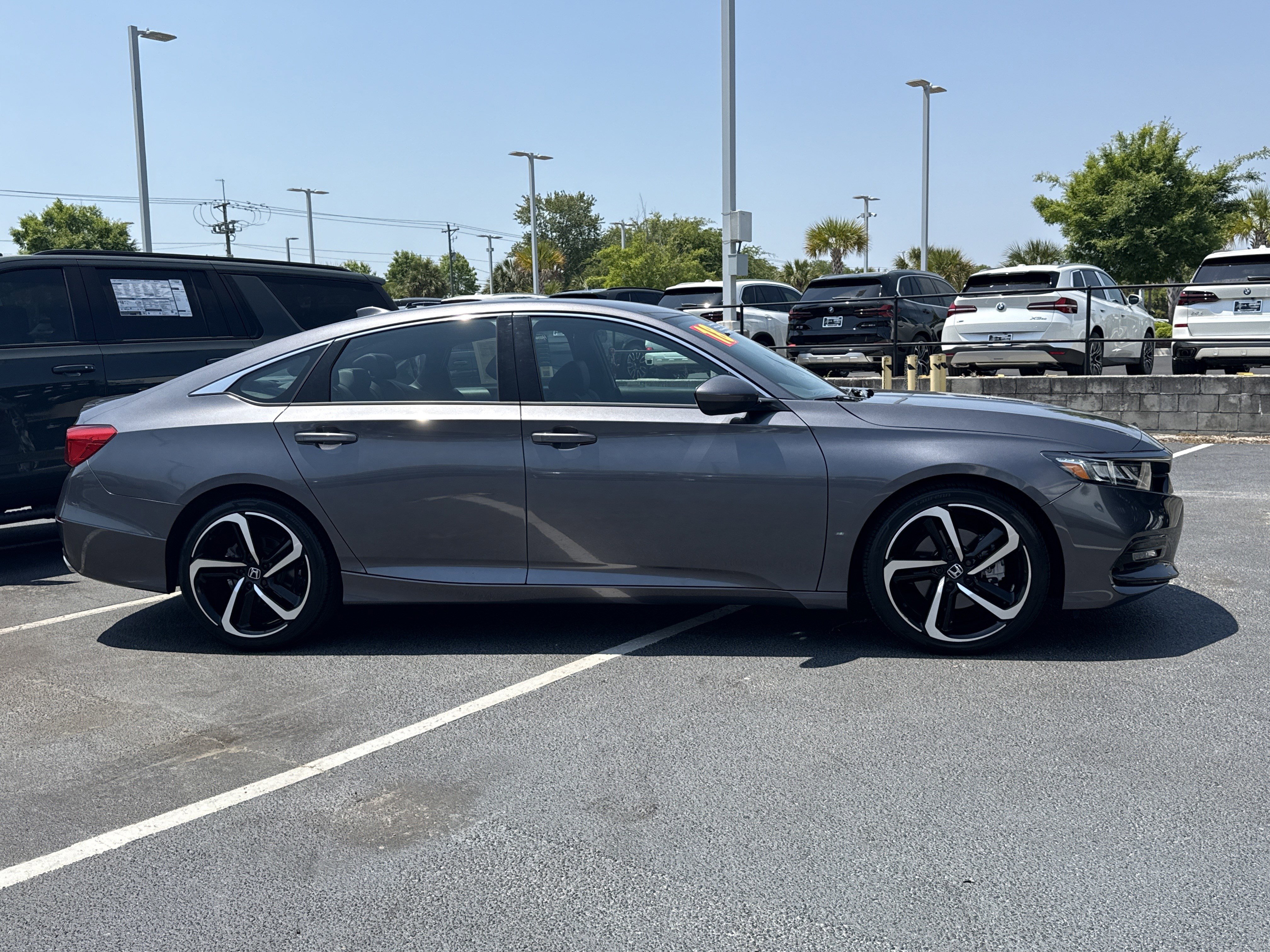 Used 2018 Honda Accord Sport image 19