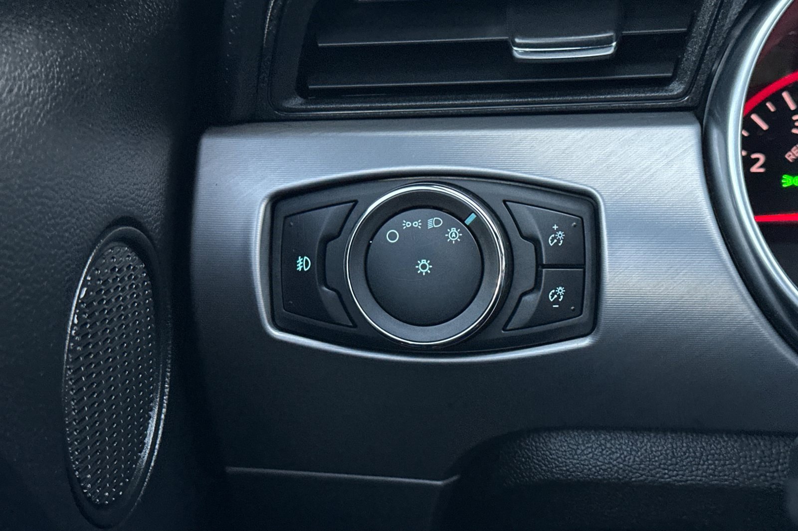 Used 2021 Ford Mustang Premium image 28