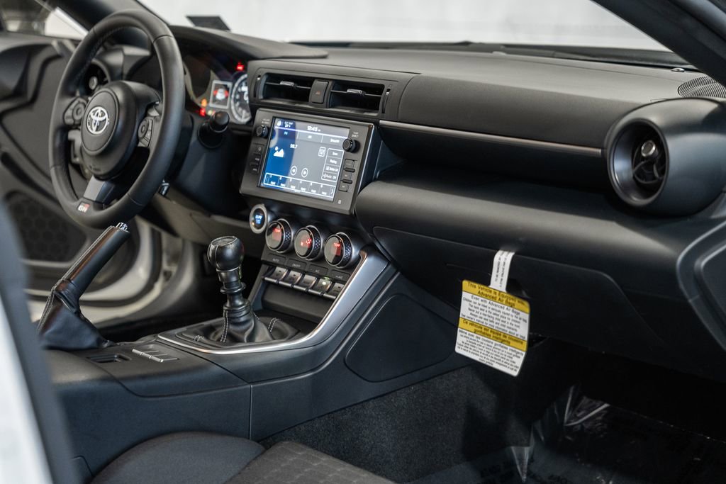 Used 2024 Toyota GR86 image 18