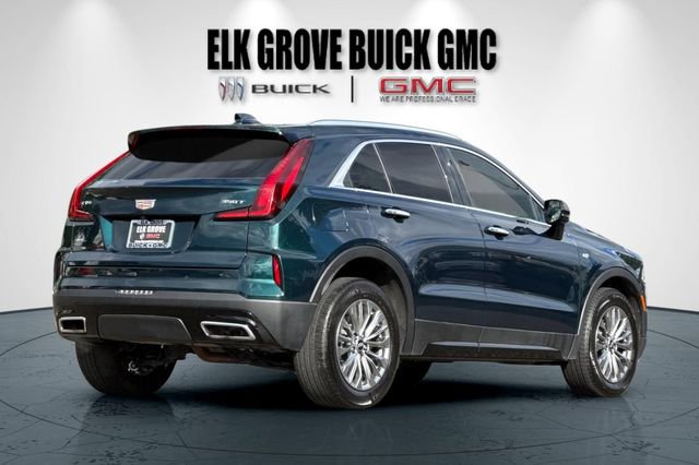 Used 2024 Cadillac XT4 Premium Luxury image 4
