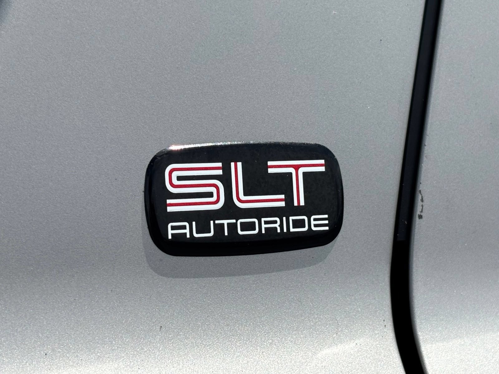 Used 2005 GMC Yukon SLT w/ SLT Preferred Equipment Group RWD image 11