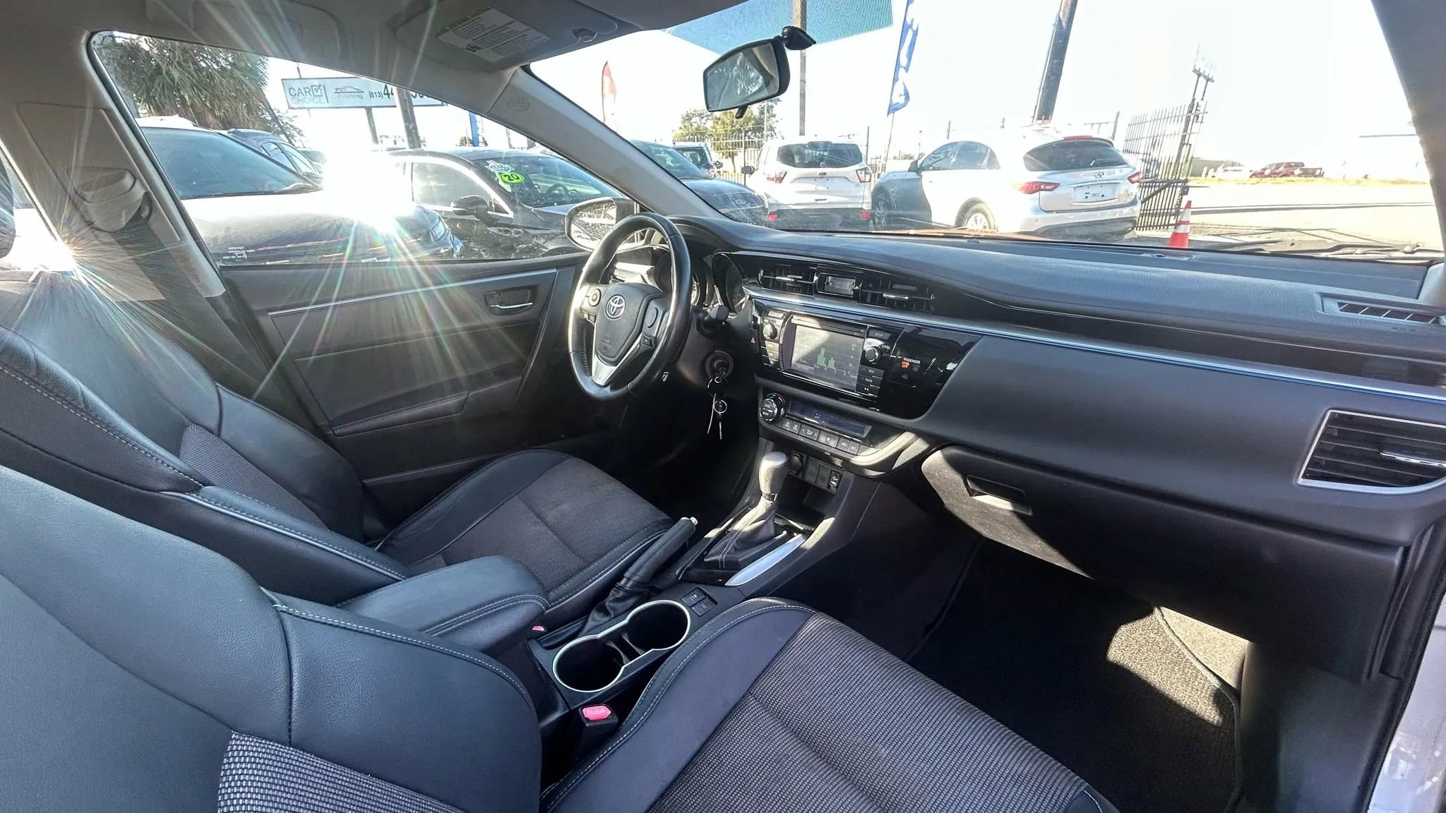 Used 2016 Toyota Corolla S Premium image 12