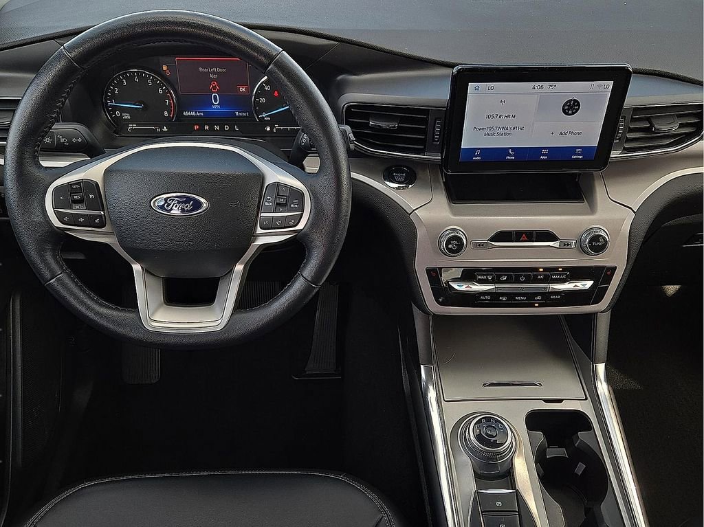 Used 2023 Ford Explorer XLT w/ Equipment Group 202A AWD/4WD image 12