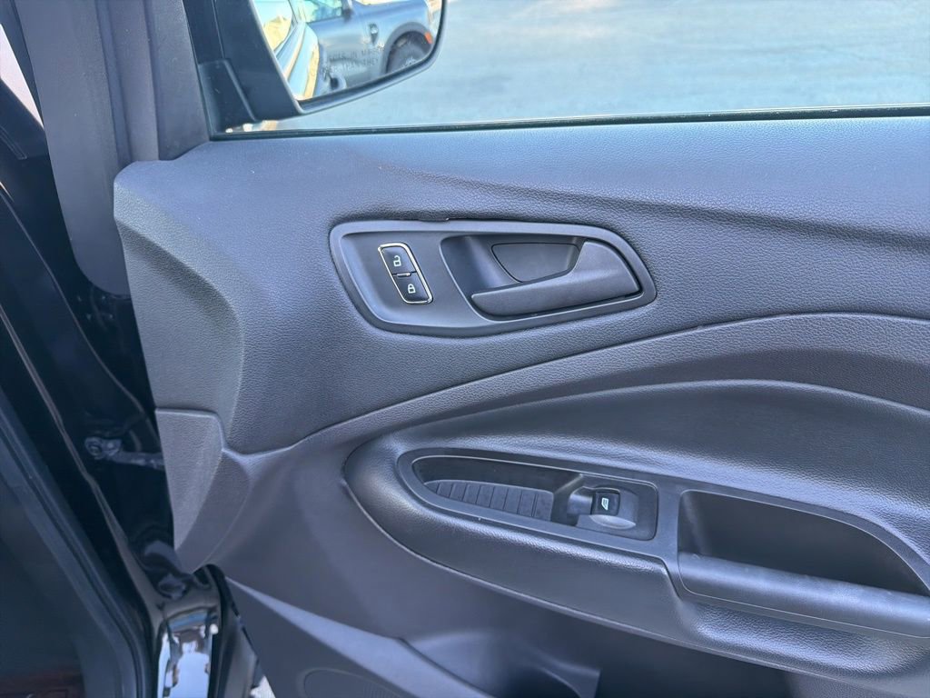 Used 2015 Ford Escape S image 34