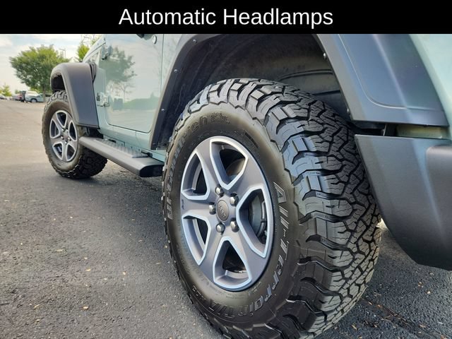 Used 2023 Jeep Wrangler Sport AWD/4WD image 19