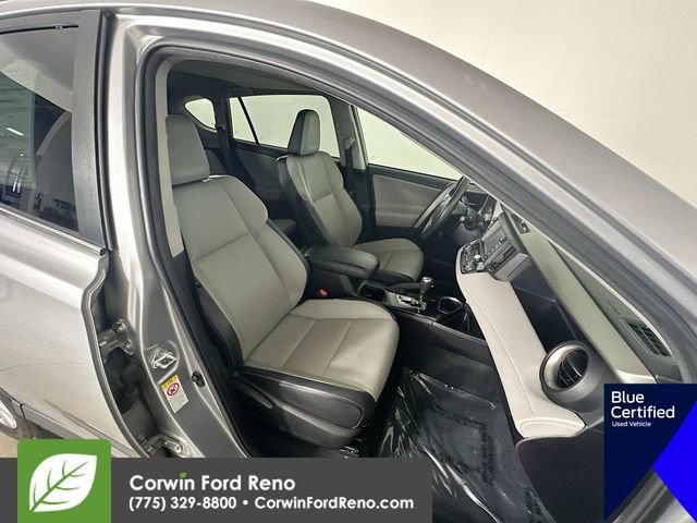 Used 2018 Toyota RAV4 Limited w/ Advanced Technology Package AWD/4WD image 32