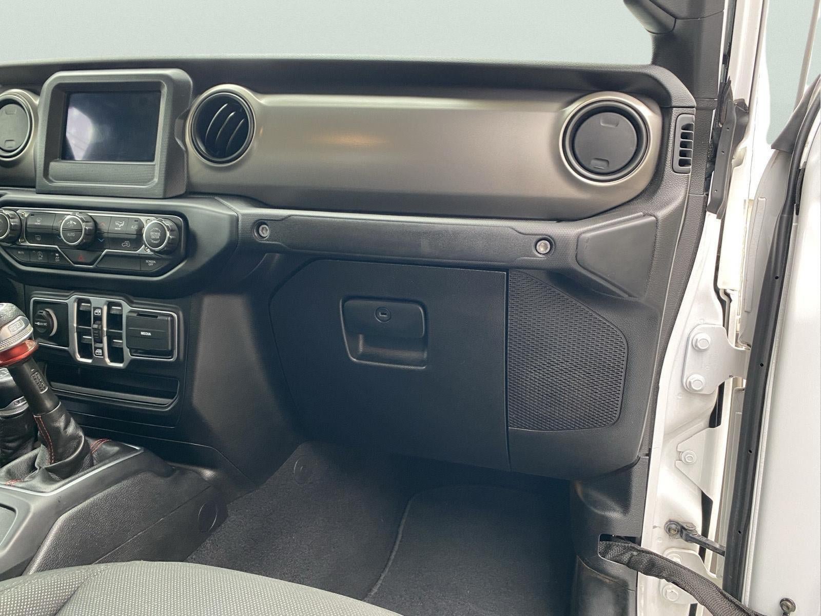 Used 2020 Jeep Gladiator Sport w/ Quick Order Package 23S AWD/4WD image 34