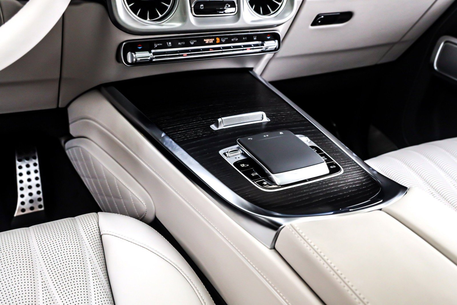 New 2026 Mercedes-Benz G 580 w/ EQ Technology image 6