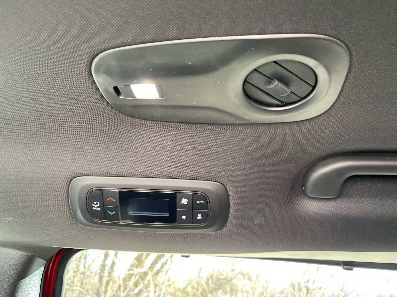 New 2026 Chrysler Pacifica Select image 14