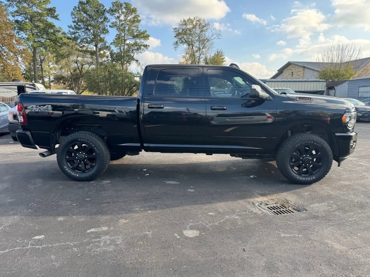 Used 2022 RAM 2500 Lone Star w/ Night Edition image 8