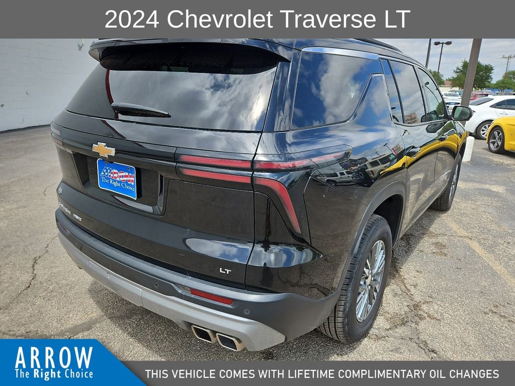 Used 2024 Chevrolet Traverse LT AWD/4WD image 12