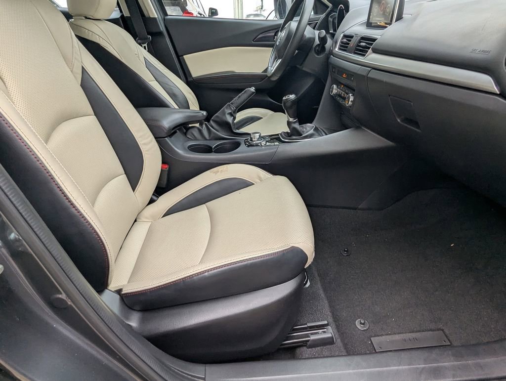 Used 2015 MAZDA MAZDA3 s Grand Touring FWD image 25