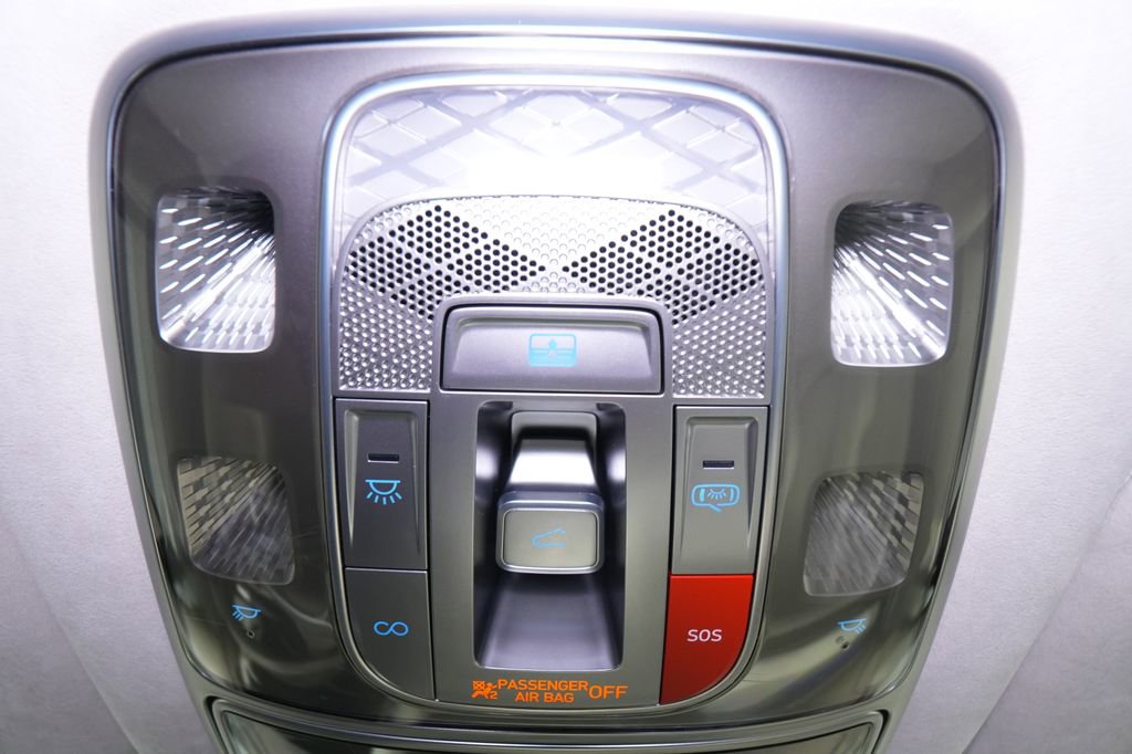 Used 2023 Genesis G90 3.5T image 44