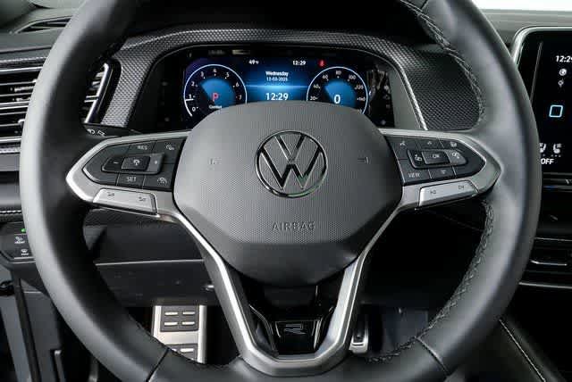 New 2026 Volkswagen Atlas Cross Sport SEL Premium R-Line AWD/4WD image 10