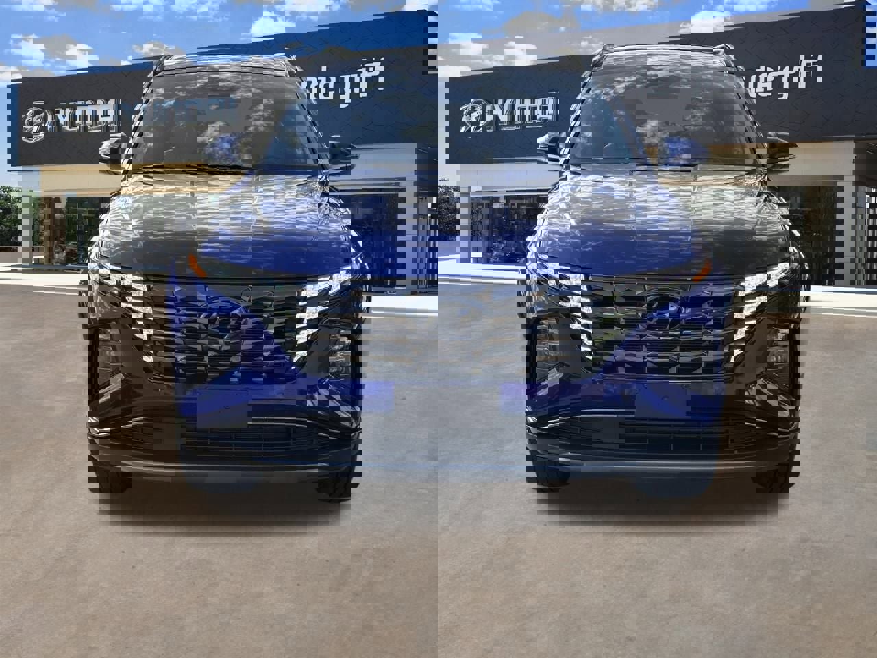 Used 2023 Hyundai Tucson Limited w/ Cargo Package image 2