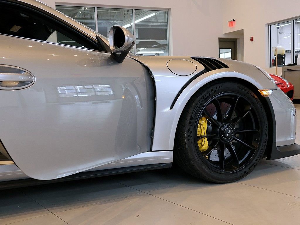 Used 2016 Porsche 911 GT3 RS image 48
