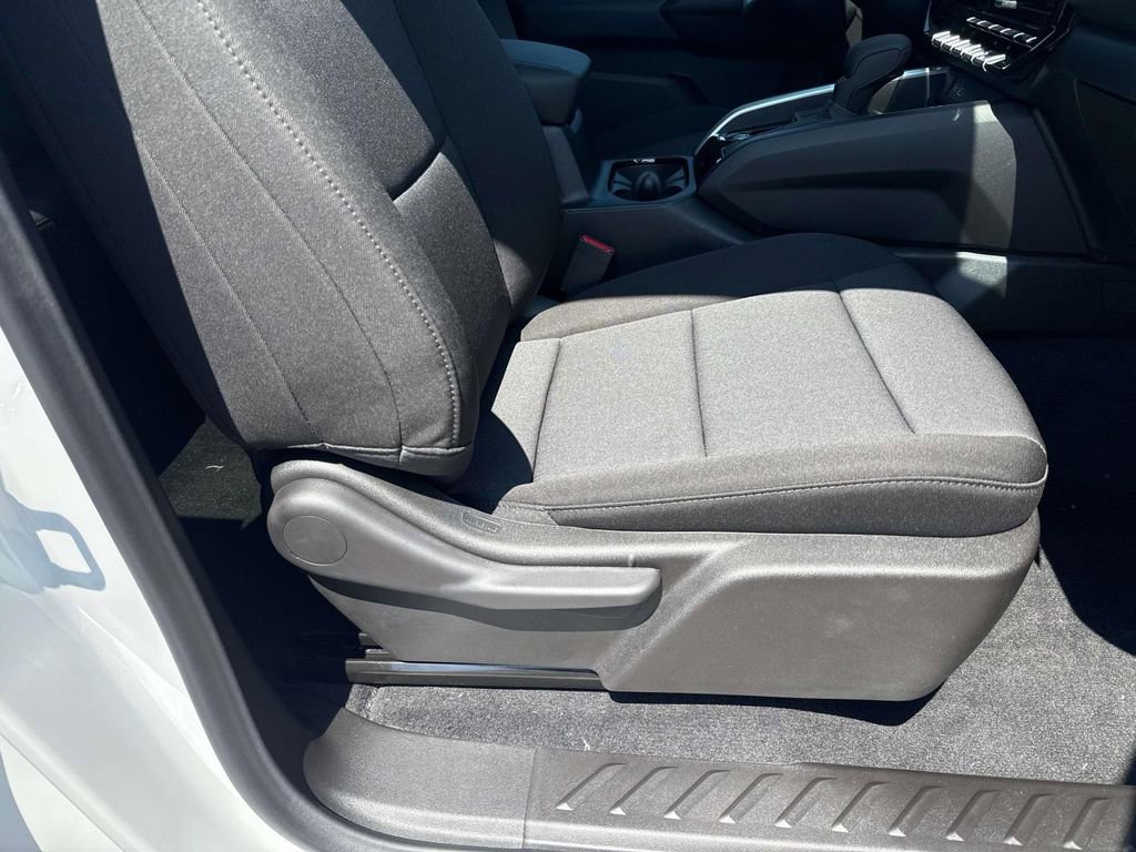 New 2026 Chevrolet Colorado W/T w/ WT Custom Package RWD image 11