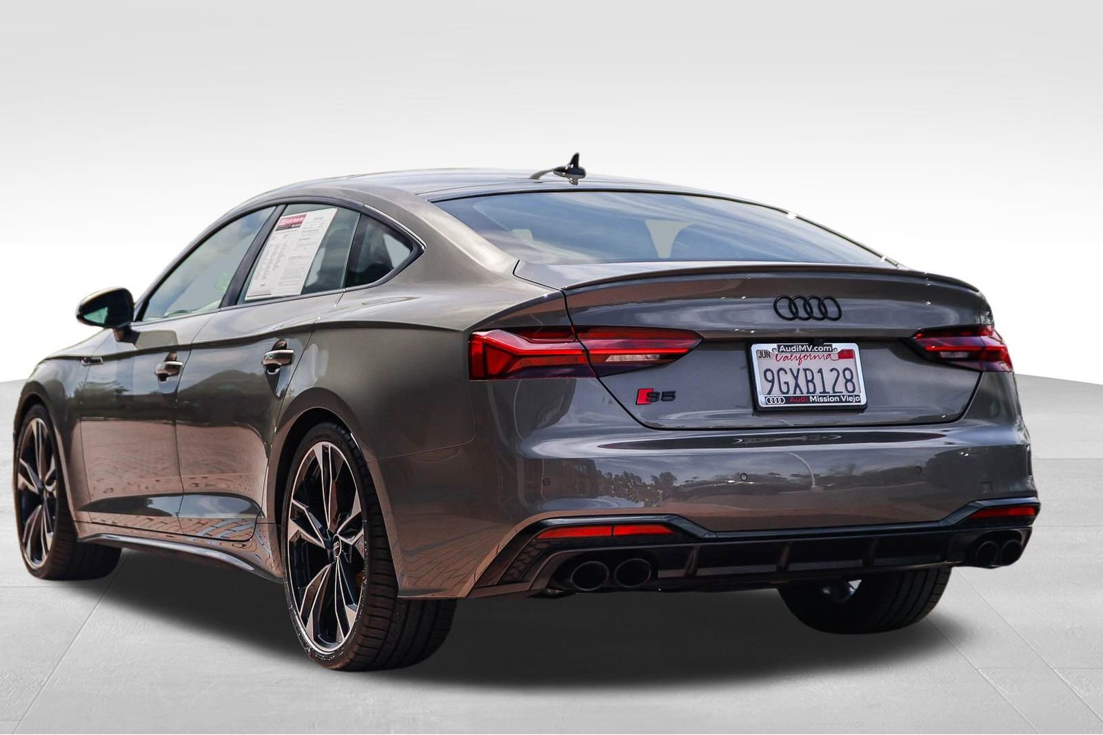 Used 2023 Audi S5 Premium Plus w/ Premium Plus Package image 4