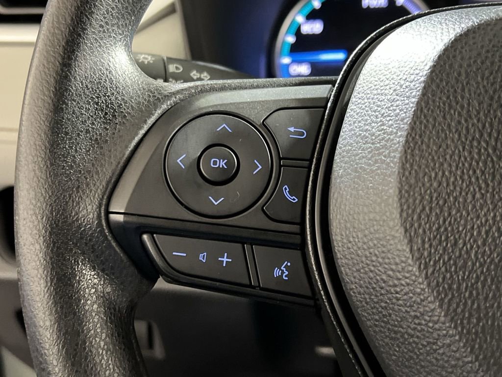 Used 2022 Toyota RAV4 XLE image 29