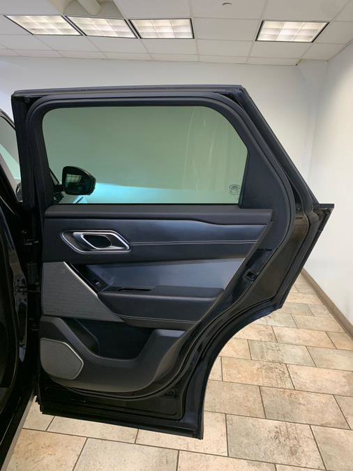 Used 2020 Land Rover Range Rover Velar R-Dynamic HSE image 53