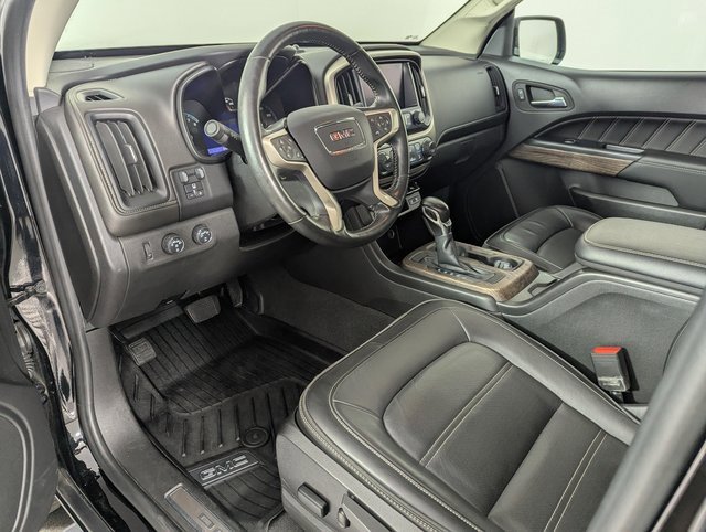 Used 2022 GMC Canyon Denali w/ Denali Black Edition Package image 15