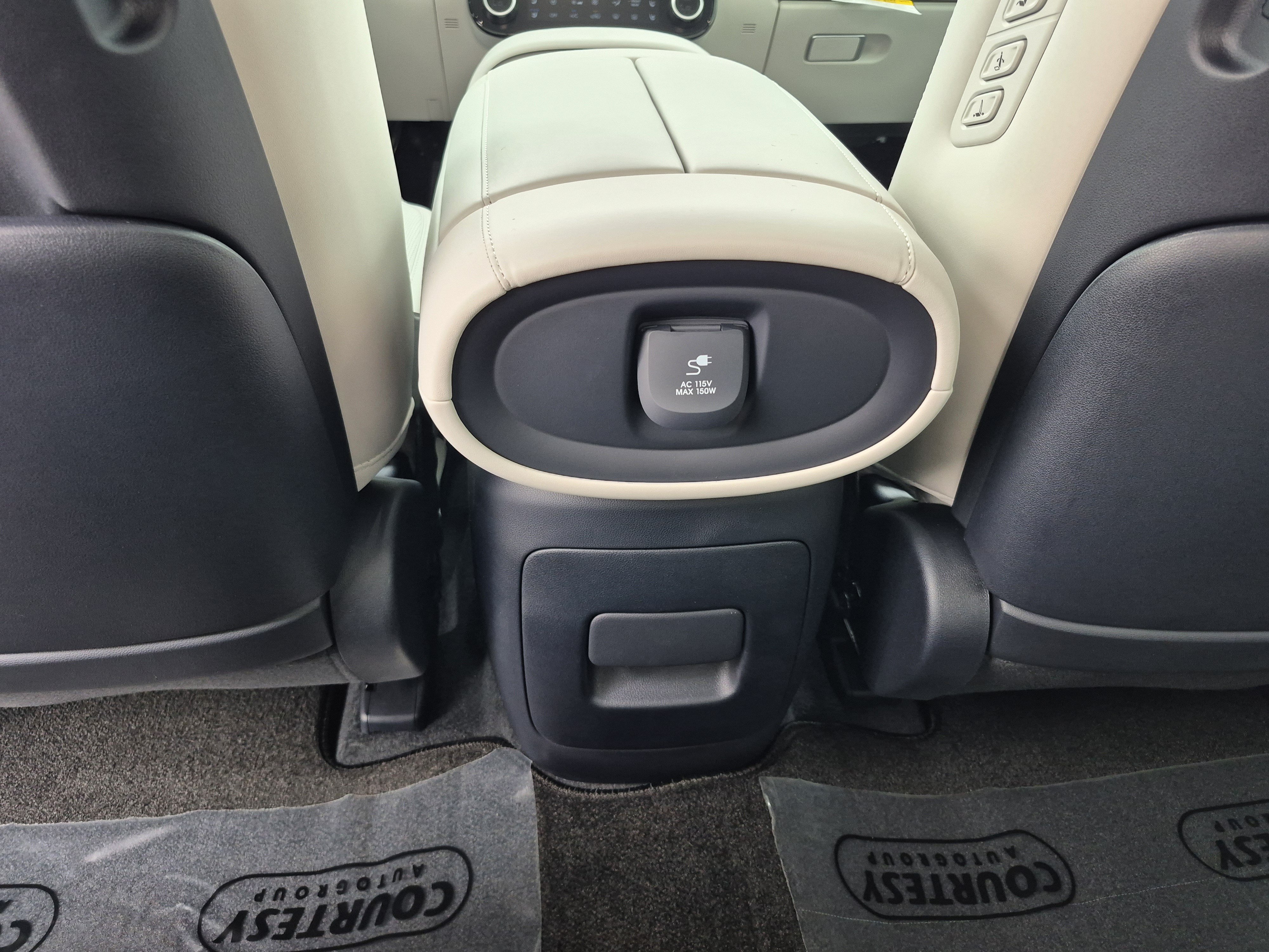 New 2027 Hyundai Palisade Calligraphy FWD image 15