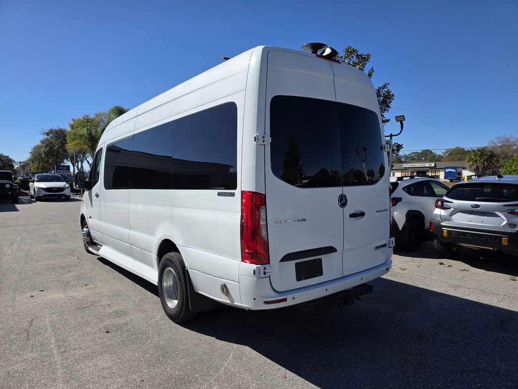 Used 2021 Mercedes-Benz Sprinter 3500 w/ Parking Package image 7