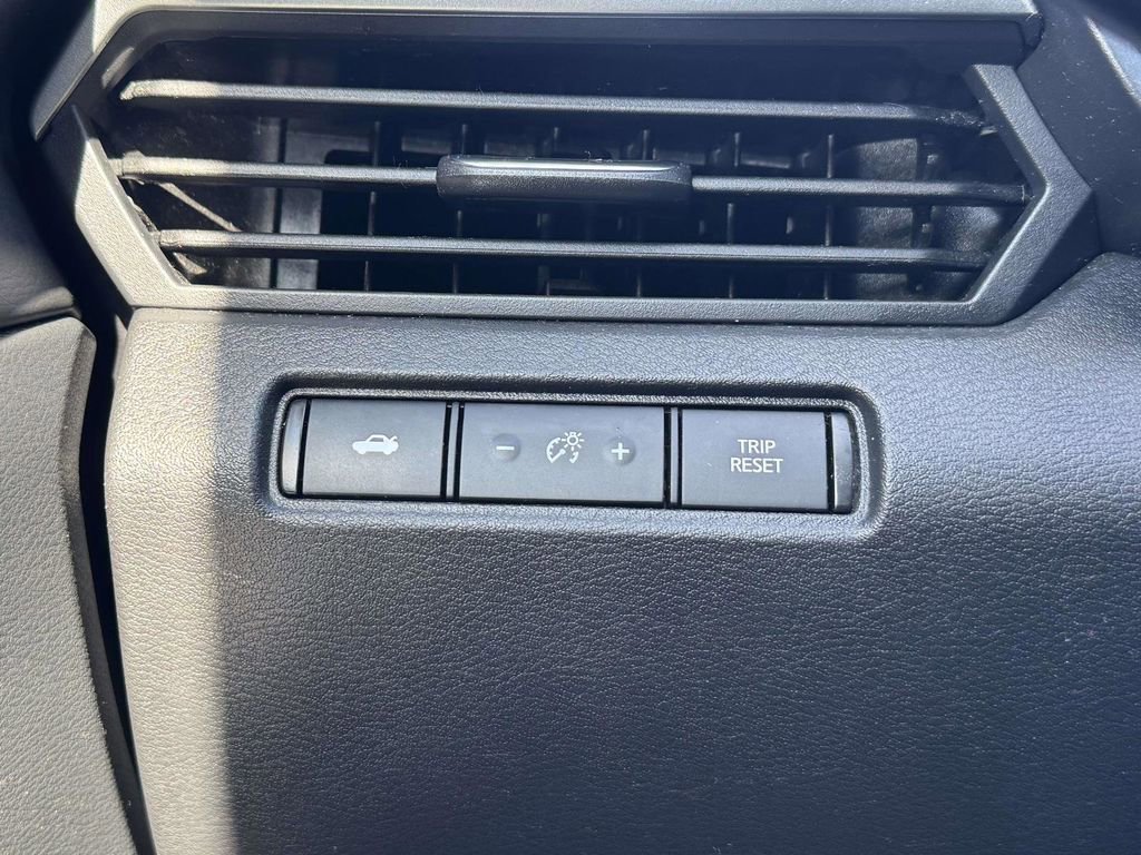 Used 2024 Nissan Altima 2.5 SV image 20