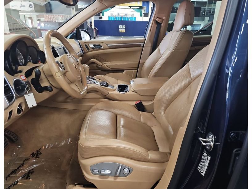 Used 2014 Porsche Cayenne S w/ Comfort Package AWD/4WD image 7