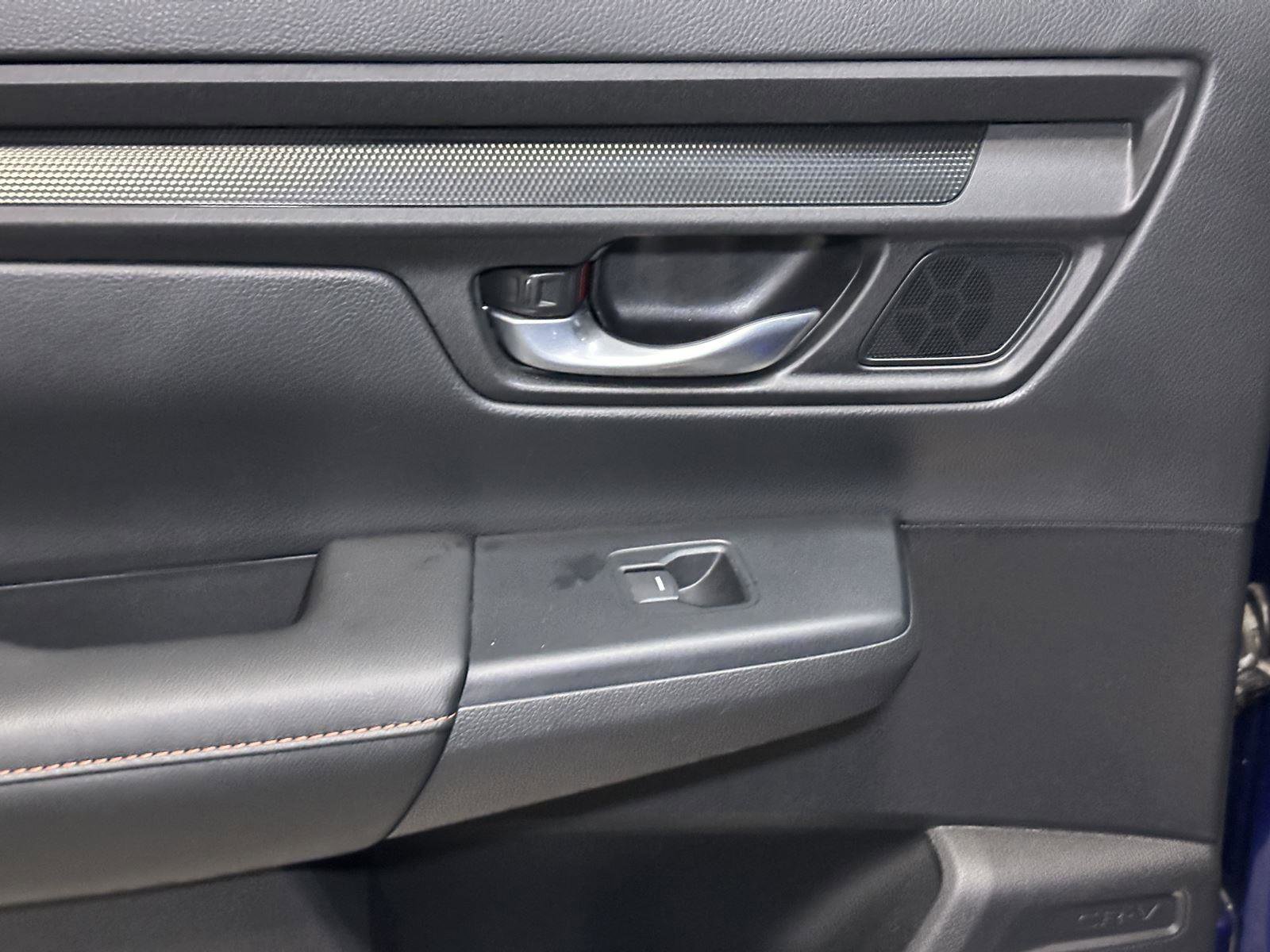 Certified 2025 Honda CR-V Sport-L image 31