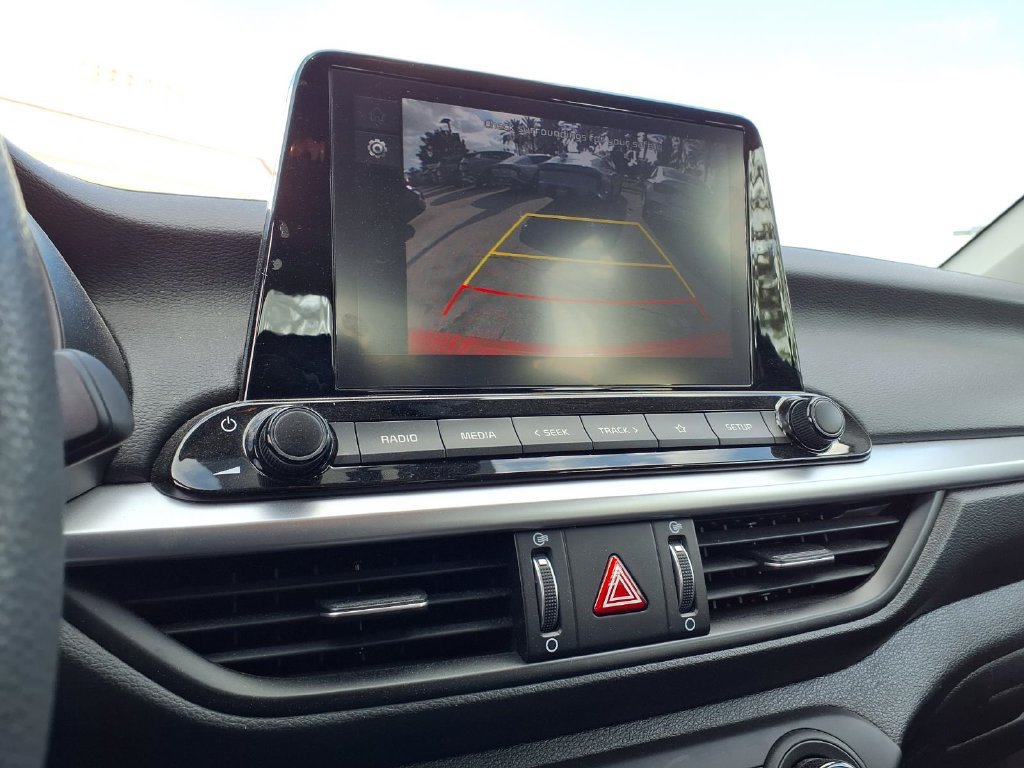Certified 2022 Kia Forte LXS FWD image 19